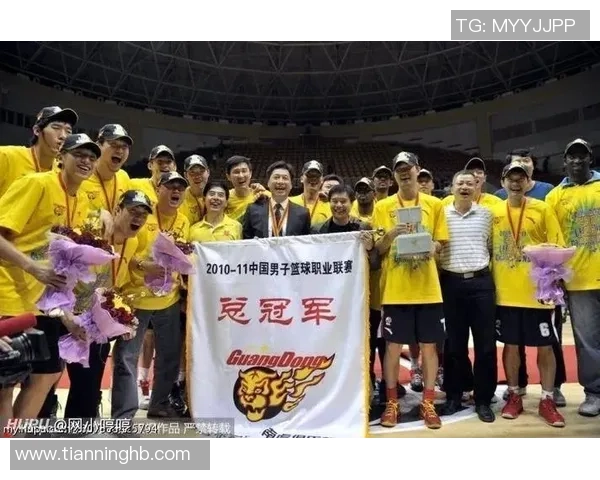 重庆足球队的拼搏之路精英赛特别报道见证荣耀与挑战